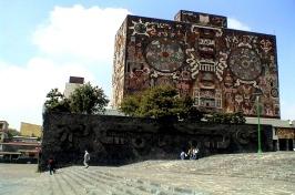 The Library of UNAM, Mexico by "hummanna" (built by Juan O'Gorman). 本文件遵循知识共享署名协议2.0通用license